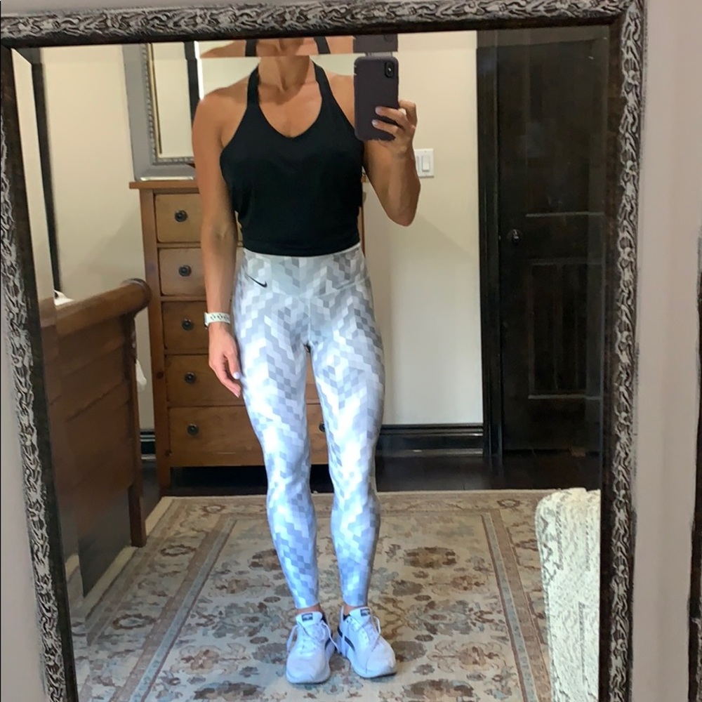 NIKE DRI-FIT LEGGINGS